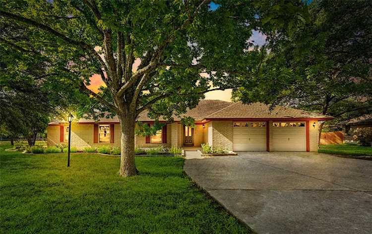 7838 El Dorado DR Austin, TX 78737