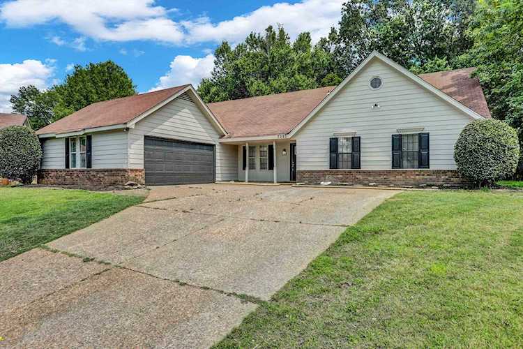 7093 The Ridge Cv Memphis, TN 38125
