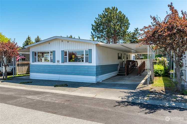 225 NE Ernst St #88 Oak Harbor, WA 98277