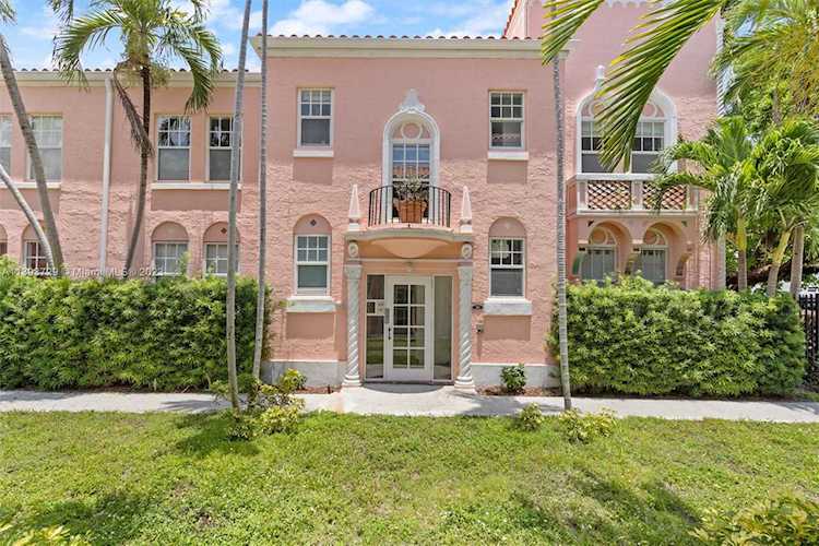 760 Meridian Ave #1 Miami Beach, FL 33139