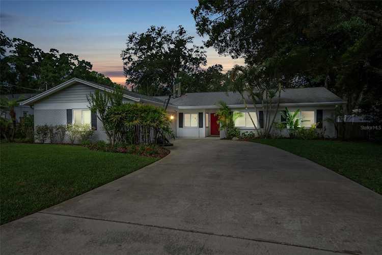 10508 Homestead Dr Tampa, FL 33618