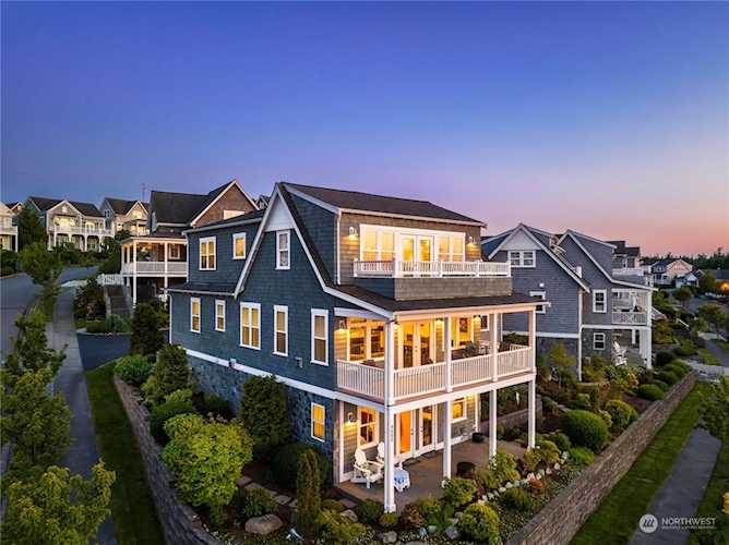 4505 Cutter Dr Anacortes, WA 98221