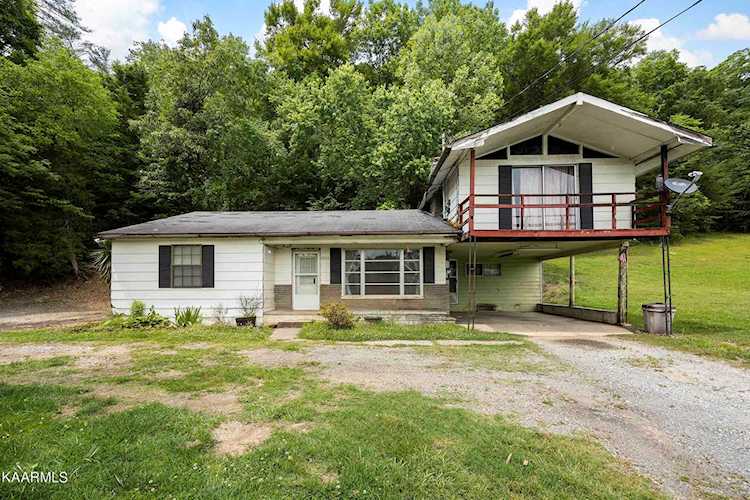 1924 Waldens Creek Rd Sevierville, TN 37862