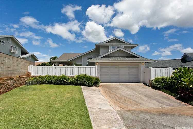 94-1009 Mahinahina Street Waipahu, HI 96797 | MLS 202311365 Photo 1