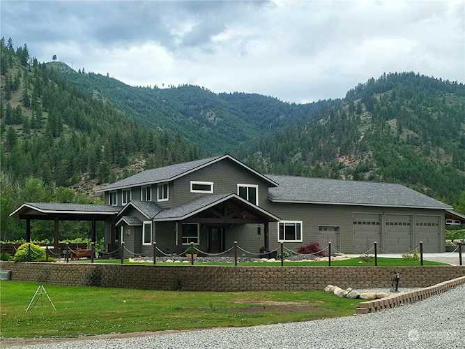 60 Two Rivers Rd Ardenvoir, WA 98822