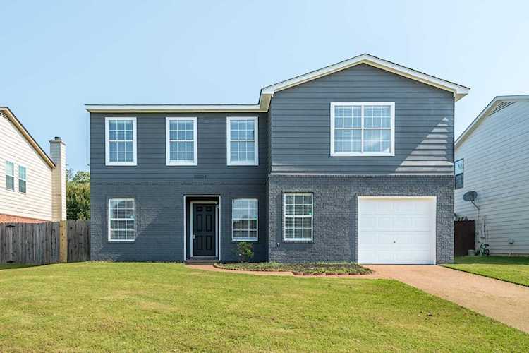 10004 Chariden Dr Cordova, TN 38016