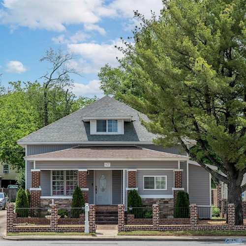 607 SW Central Parkway Decatur, AL 35601