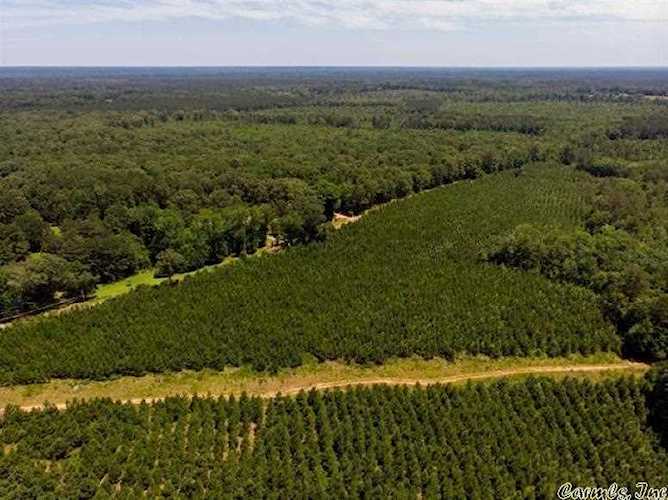 5 Oilwell Rd Traskwood, AR 72167