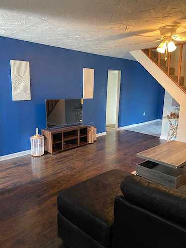 43 Seymour Avenue Buckeye Lake, OH 43008