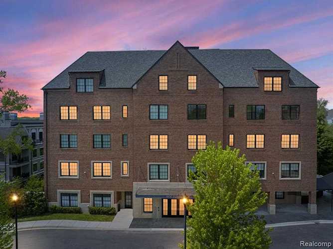 600 Elizabeth Rochester, MI 48307