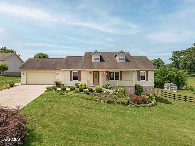 3120 Heather Glen Dr Maryville, TN 37801