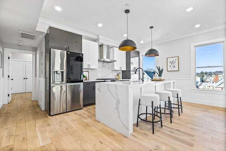 14 Hillside Park #6 Somerville, MA 02143