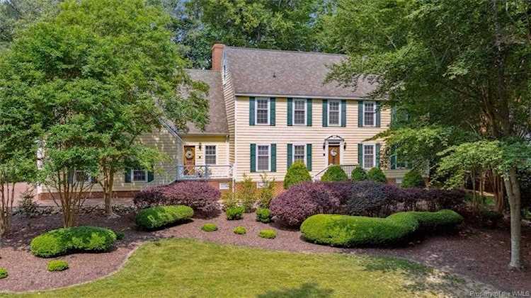201 E Tazewells Way Williamsburg, VA 23185
