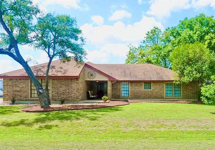 309 Towhee DR Buda, TX 78610