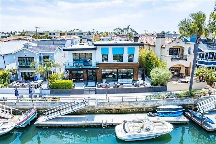 50 Rivo Alto Canal Long Beach, CA 90803 | MLS PW23078623 Photo 1