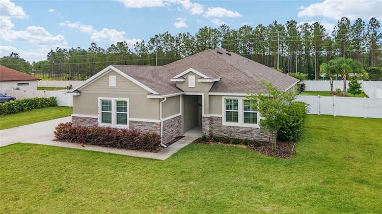 4734 SE 37th St Ocala, FL 34480 | MLS OM658521 Photo 1