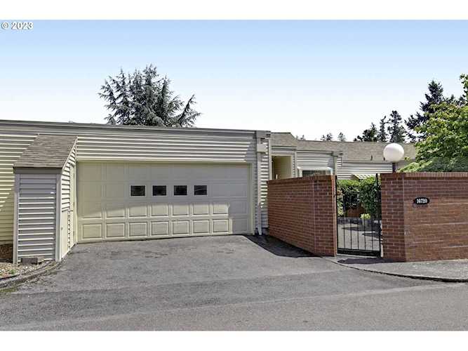 16720 SW Monaco LN King City, OR 97224 | MLS® 23269963 Photo 1