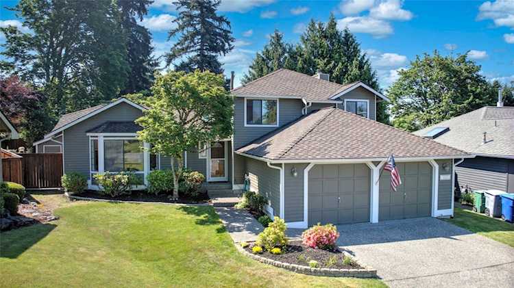 5007 NE 21st St Renton, WA 98059