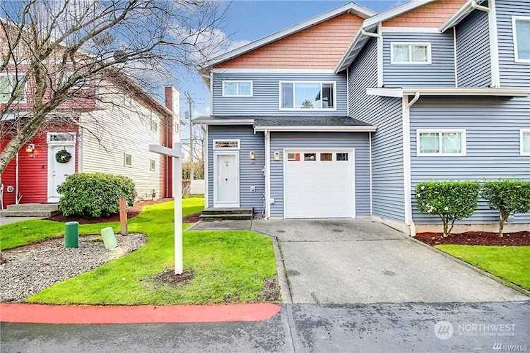 6516 127th St Ct E Puyallup, WA 98373