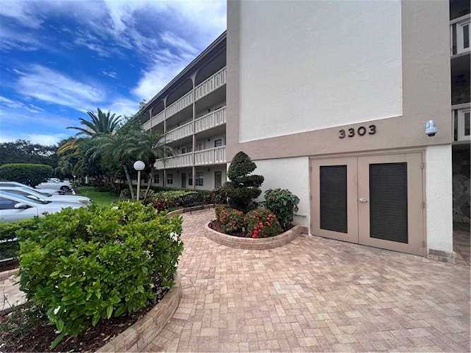 3303 Aruba Way #G1 Coconut Creek, FL 33066