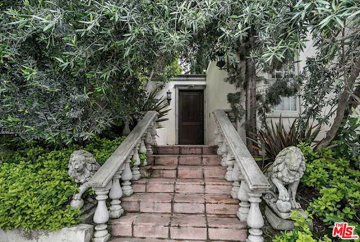 6286 Vine Way, Los Angeles, CA 90068 | RubyHome Photo 1