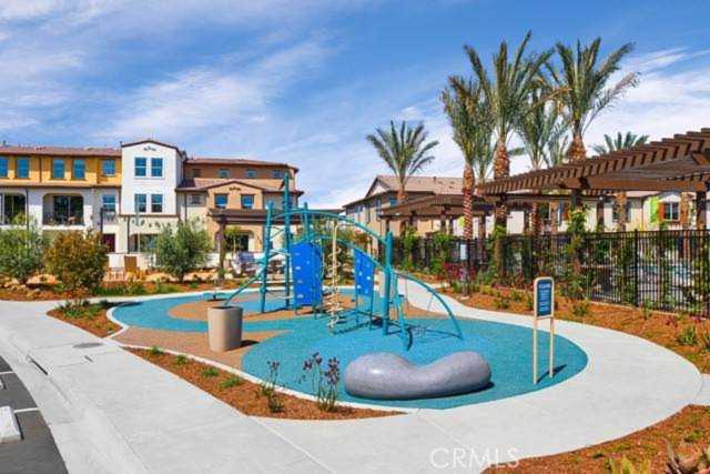 1811 Red Willow Way Oceanside, CA 92056