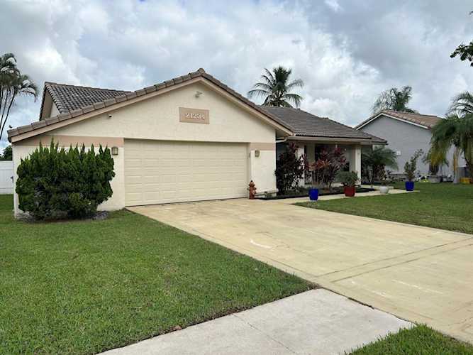 21234 Hazelwood Lane Boca Raton, FL 33428