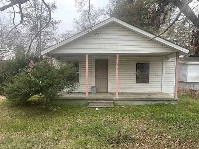 241 W Williams Street Angier, NC 27501