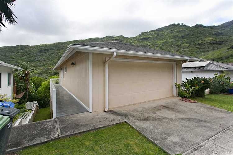 1339 Miloiki Street Honolulu, HI 96825