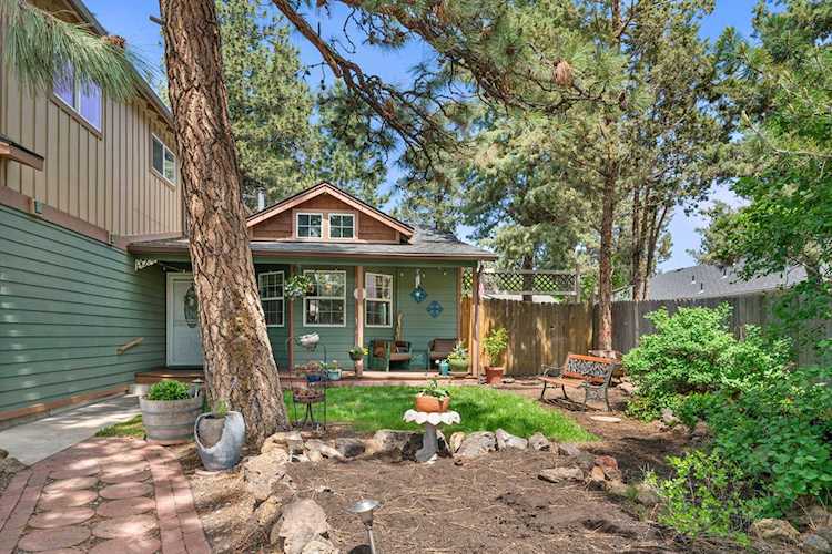 436 SW Forest Grove Dr Bend, OR 97702