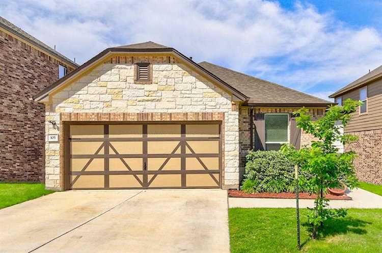 105 Sheepshank DR Georgetown, TX 78633