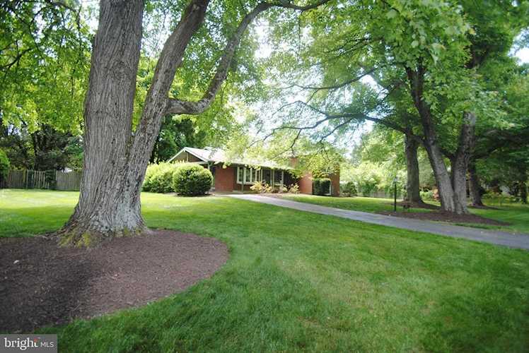 4613 Mount Vernon Memorial Hwy Alexandria, VA 22309
