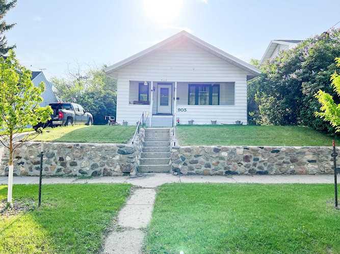905 SE 4th Street Minot, ND 58701