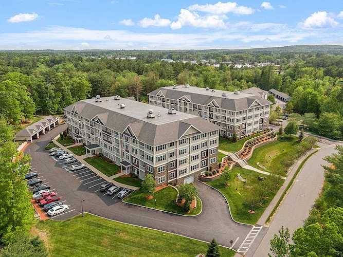 12 Braemoor Woods Rd #204 Salem, NH 03079 | MLS 4954570 Photo 1