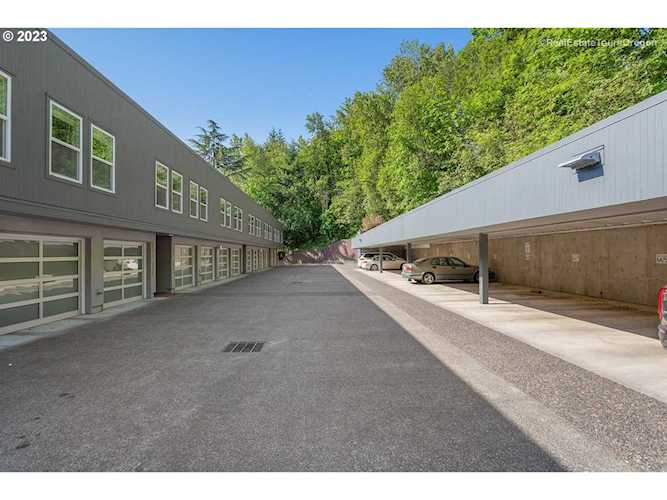 5423 SW View Point TER Portland, OR 97239