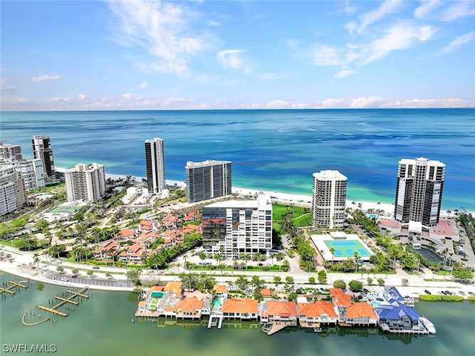 4751 N Gulf Shore Blvd #PH-2 Naples, FL 34103
