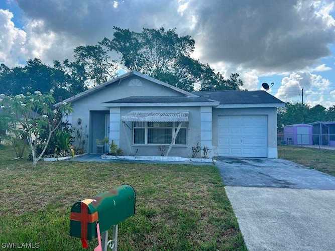 1163 Whitehead Creek Loop in FL, Fort Myers Photo 1