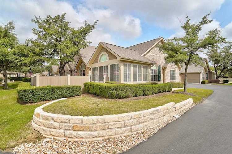 30 Wildwood DR #82 Georgetown, TX 78633