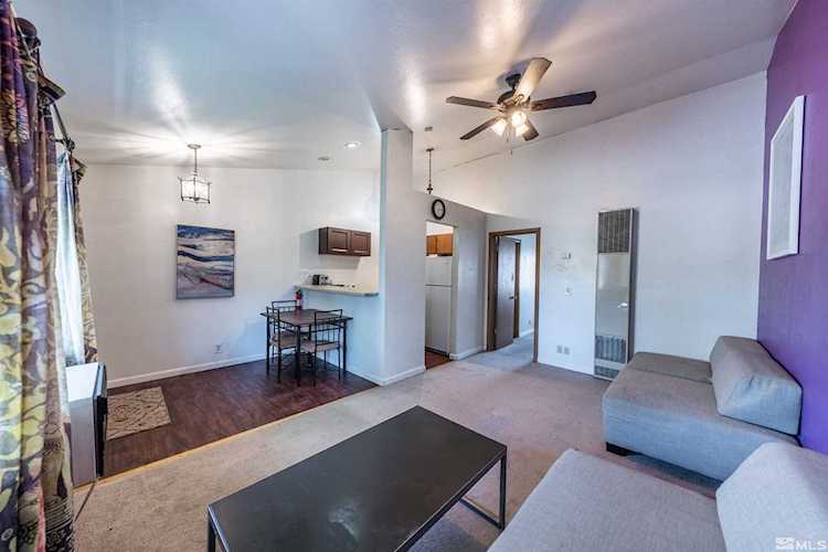 490 Highland Ave Reno, NV 89512
