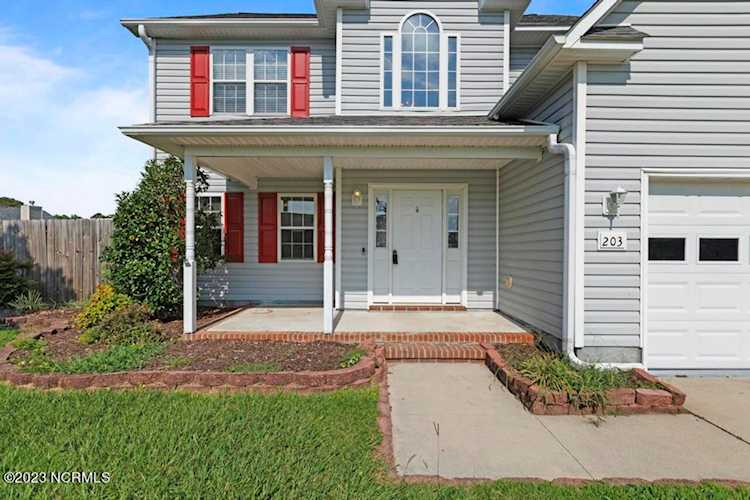 203 Candler Court Richlands, NC 28574
