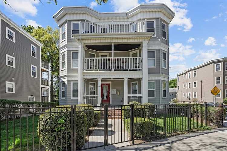 492 Washington St #3 Boston, MA 02135