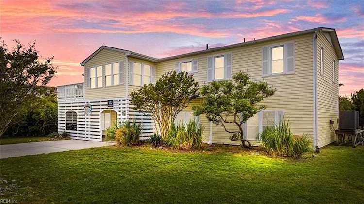 2865 Bluebill Dr Virginia Beach, VA 23456