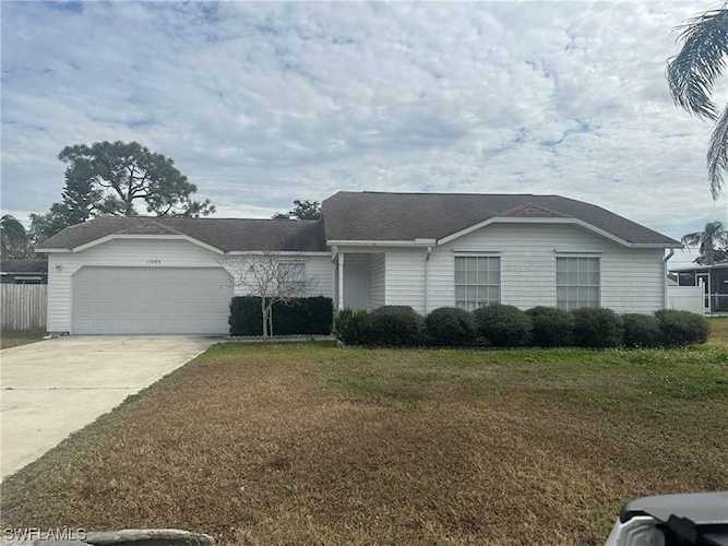 17493 Fuchsia Rd in FL, Fort Myers Photo 1