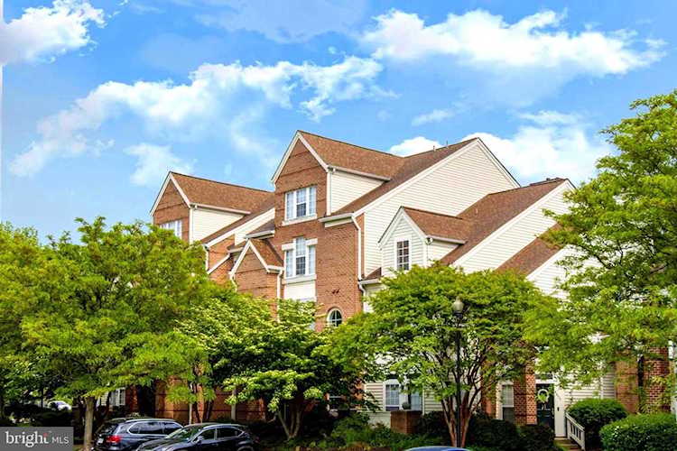 6875F Brindle Heath Way #188 Alexandria, VA 22315