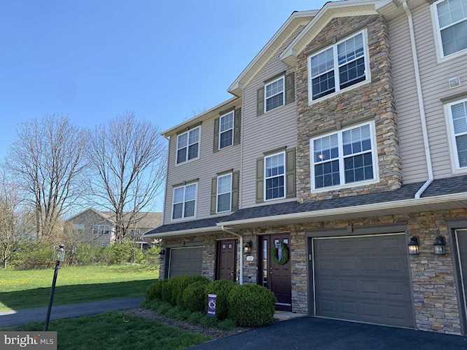 103 Greenbrook Dr Pleasant Gap, PA 16823 | home for sale | KBB Photo 1