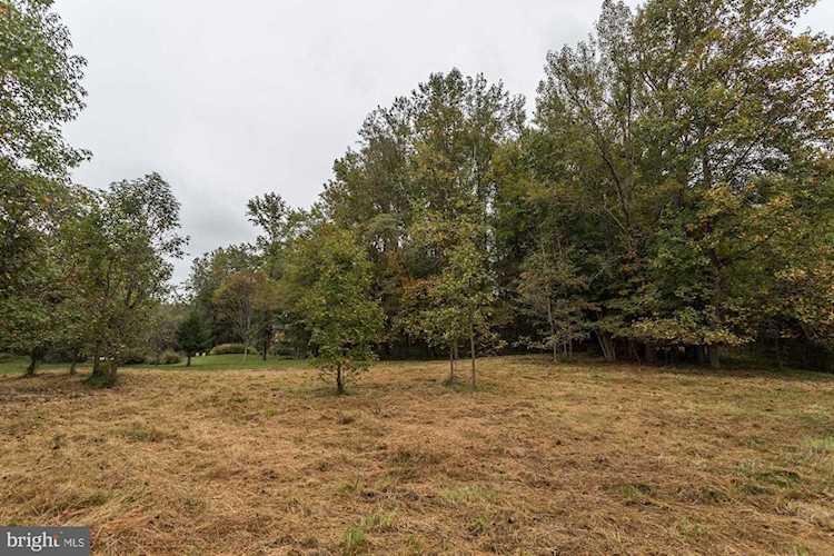 3898 Greenmeadow Ln Davidsonville, MD 21035
