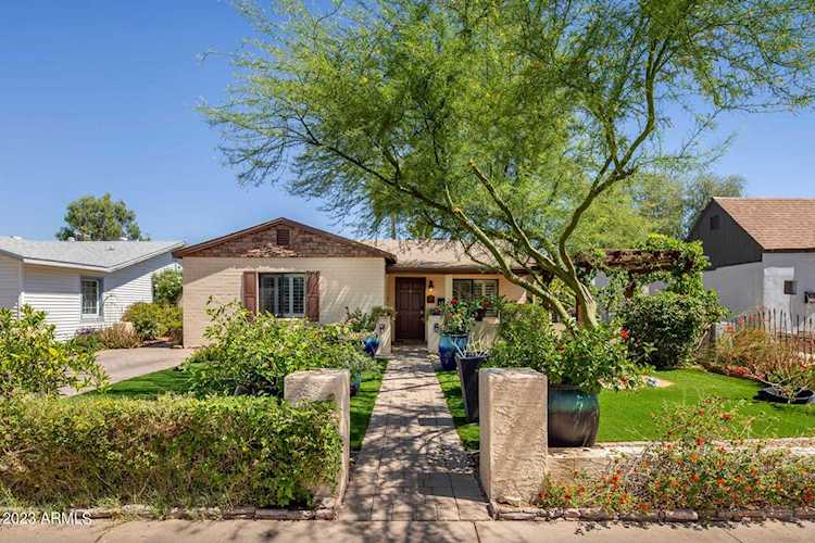 1530 W Willetta Street Phoenix, AZ 85007