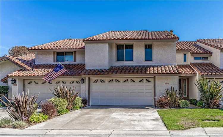 20922 Sailmaker Circle Huntington Beach, CA 92648 | MLS OC23079965 Photo 1