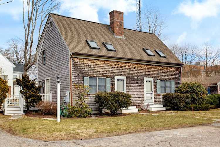 26 Shore Street Falmouth, MA 02540