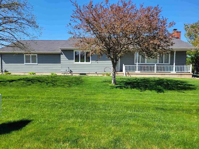 4318 Sterling Lane Cedar Falls, IA 50613